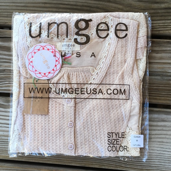 BOUTIQUE UMGEE NATURAL SLEEVELESS WAFFLE KNIT TOP - Picture 5 of 6